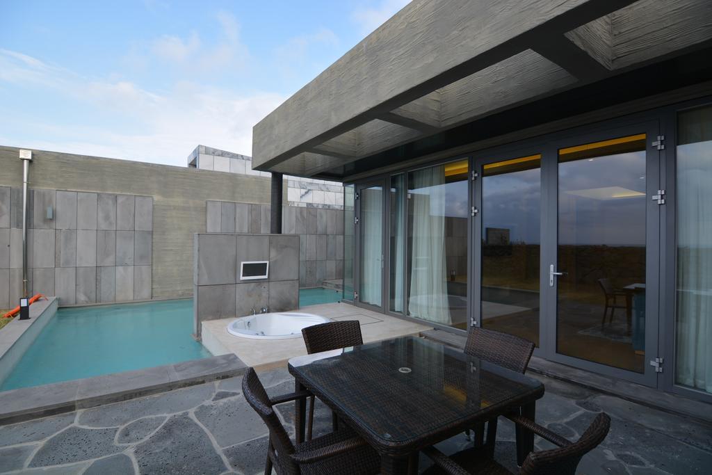 Stanford Hotel And Resort Jeju Ngoại thất bức ảnh